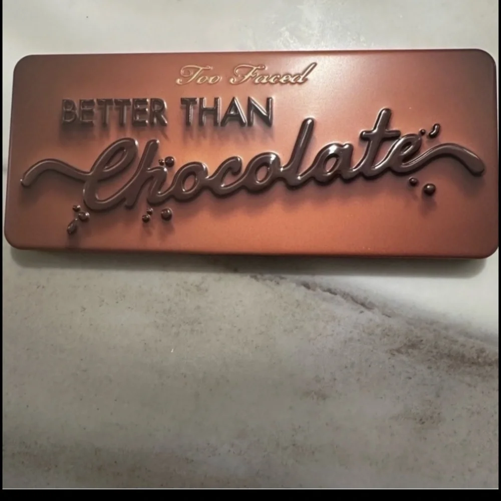 Too Faced eyeshadow palette